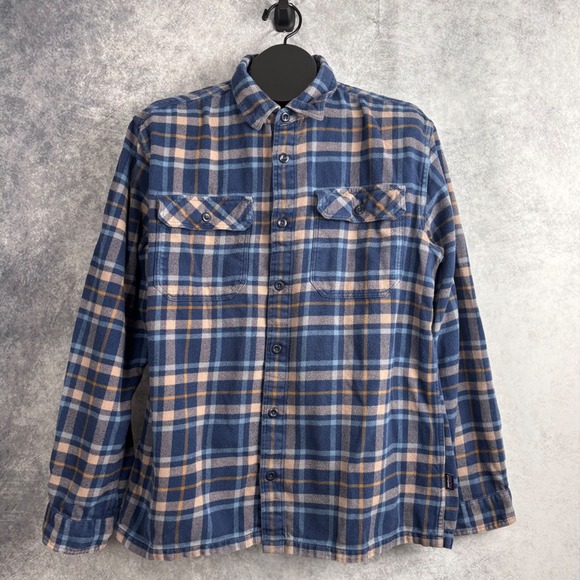 Patagonia Long-Sleeved Fjord Flannel Shirt in Independence New Navy Size Large - Picture 2 of 9